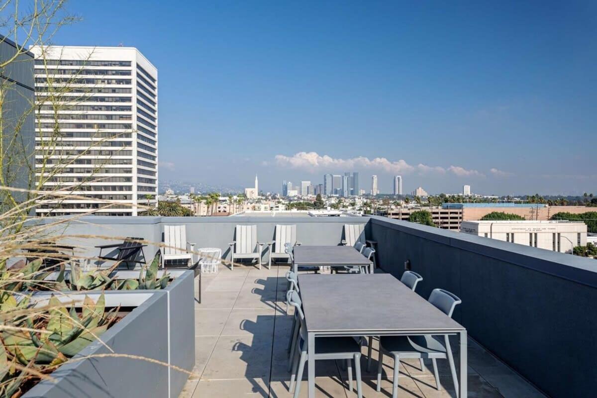 Stylish Near Ucla Coliving Suite W In Unit W&D Los Angeles Exterior photo