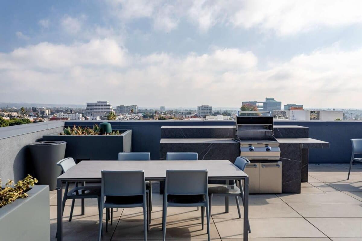 Stylish Near Ucla Coliving Suite W In Unit W&D Los Angeles Exterior photo